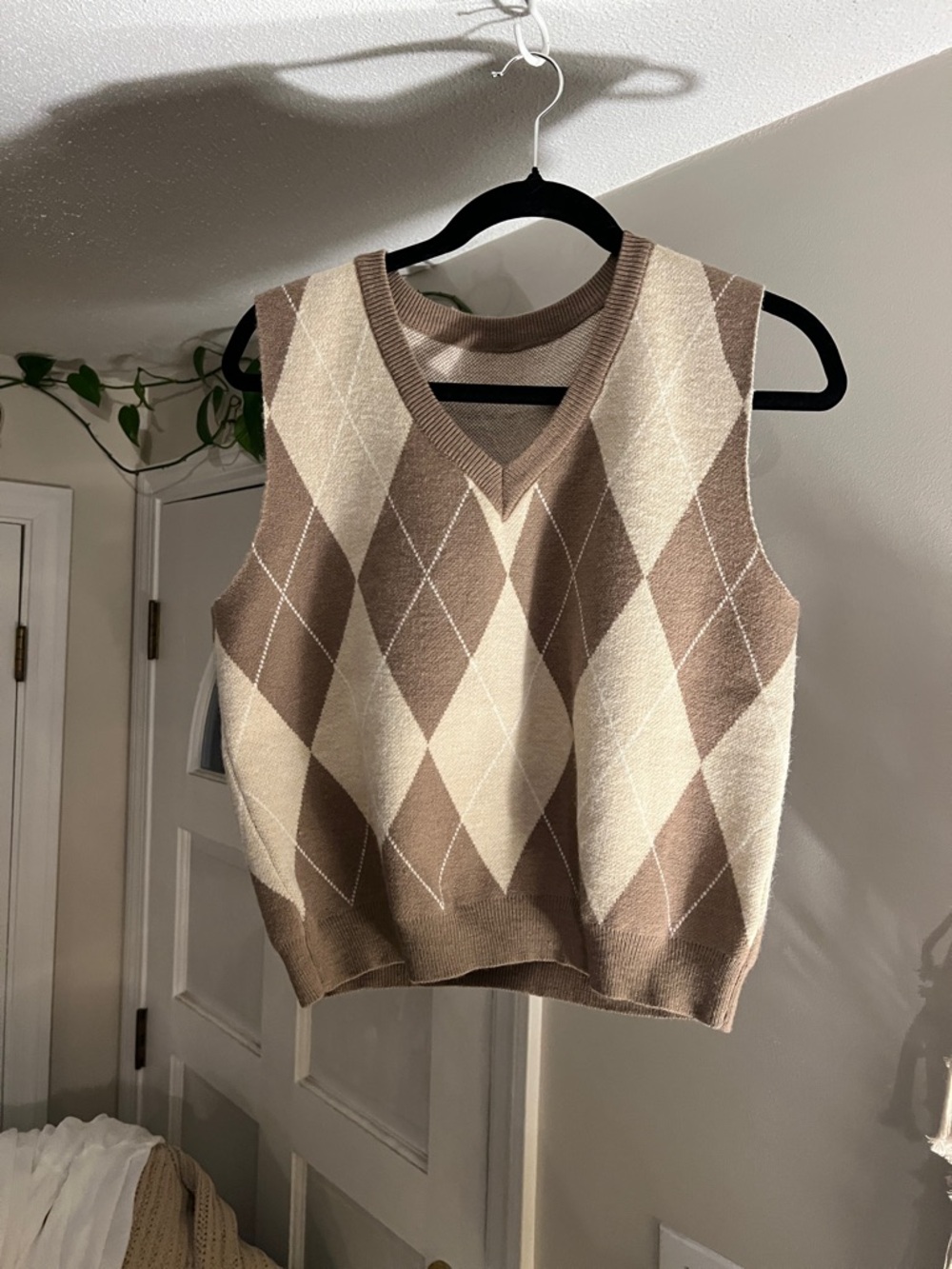 Brown & Cream Argyle Knit Sweater Vest